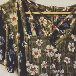 Vintage floral dress (flowy)